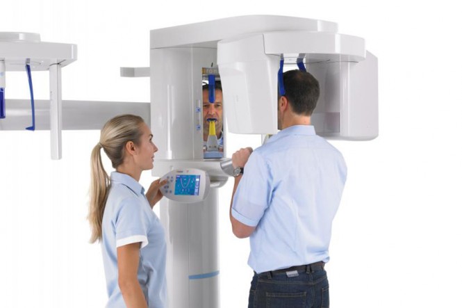 Perfekte Zahnimplantate durch 3D-Röntgentechnik